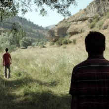 Beyond the Hill: una scena del film ambientato nella foresta