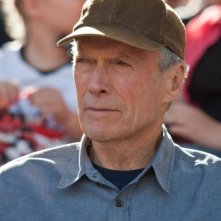 Clint Eastwood in una scena di Di nuovo in gioco nei panni di un talent scout di giocatori di baseball