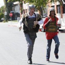 Go On: Matthew Perry e Tyler James Williams nel pilot della serie