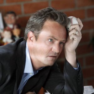 Go On: Matthew Perry nel pilot della serie