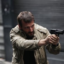 Il cecchino: Mathieu Kassovitz in una scena del film di Michele Placido