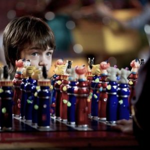 J'enrage de son absence: il piccolo Jalil Mehenni in una scena