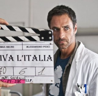 Viva l'Italia: Raoul Bova sul set del film