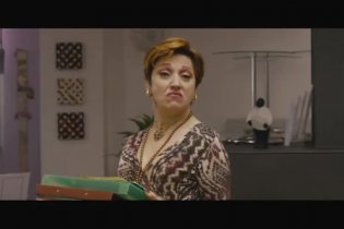 Clip 'L'avvocato è molto più slanciato' - Il comandante e la cicogna