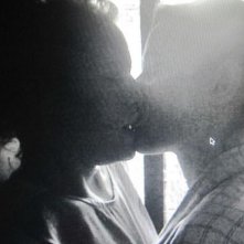 Not in Tel Aviv: una scena del film in bianco e nero diretto da Nony Geffen