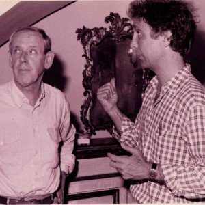 Barnabei con Enzo Garinei sul set del documentario Complimenti che carattere, 1996