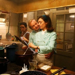 Julia Richter e Uwe Steimle nel biopic tedesco Sushi in Suhl