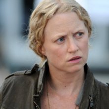 Revolution: Anna Lise Phillips nell'episodio The Plague Dogs