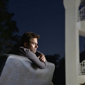 Revolution: BIlly Burke nell'episodio Sex and Drugs