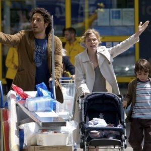 Troppo amici: Vincent Elbaz e Isabelle Carré in una scena familiare tratta dal film
