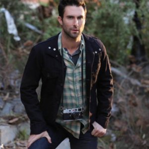 American Horror Story, Asylum - Adam Levine in una scena del primo episodio