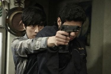 So Ji-Sub nell'action thriller Hoi sa won del 2012