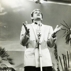 Festival di Sanremo 1958, Domenico Modugno sul palcoscenico