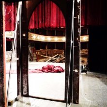 Il Commissario Nardone - scenografia del teatro in rovina (G. Pirrotta)