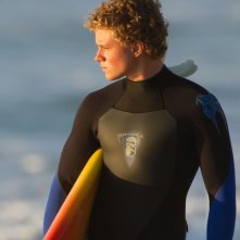 Jonny Weston è Jay Moriarty in Chasing Mavericks