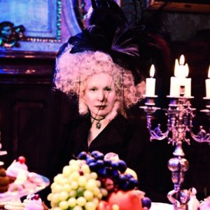 Sunnyi Melles nel biopic tedesco Die Vermessung der Welt