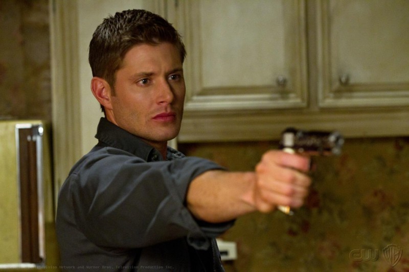 Jensen Ackles nell'episodio The Slice Girls della settima stagione di Supernatural