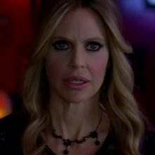 Kristin Bauer van Straten in una scena dell'episodio We'll Meet Again della quinta stagione di True Blood