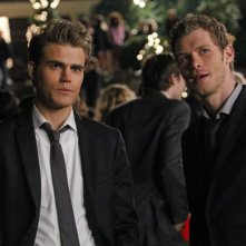Paul Wesley e Joseph Morgan in una scena di Ritorno a casa, della terza stagione di The Vampire Diaries