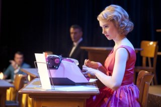 Populaire: Déborah François in una scena