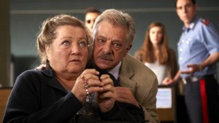Giancarlo Giannini nella commedia Omamamia con Marianne Sägebrecht