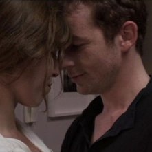 Un enfant de toi: Lou Doillon e Malik Zidi in una tenera scena del film