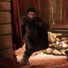 Ben Hollingsworth in un momento dell'episodio Child of the Moon della serie C'era una volta