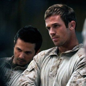 Codename Geronimo: Freddy Rodríguez e Cam Gigandet in una scena del film
