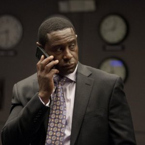 David Harewood in una scena dell'episodio Q&A della serie Homeland