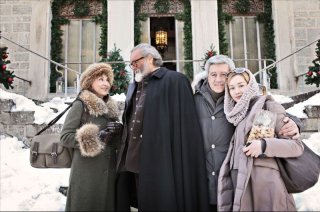 Il peggior Natale della mia vita: Anna Bonaiuto, Diego Abatantuono, Antonio Catania e Cristiana Capotondi in una scena