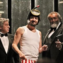 Il peggior Natale della mia vita: Fabio De Luigi con Antonio Catania e Diego Abatantuono in una scena