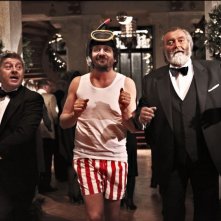 Il peggior Natale della mia vita: Fabio De Luigi in una buffa scena con Antonio Catania e Diego Abatantuono