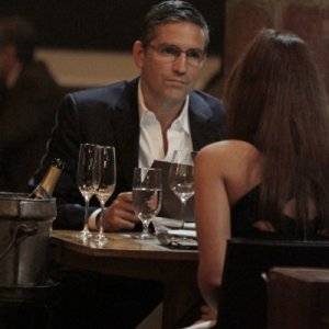 Jim Caviezel in un momento dell'episodio Bury the Lede della serie TV Person of Interest