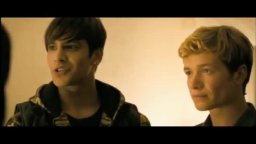 UK Trailer - Love Bite