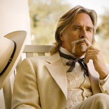 Un intenso primo piano di Don Johnson in Django Unchained