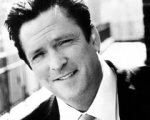 Michael Madsen e Jennifer Beals in The Mob Doctor