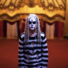 The Lords of Salem: Sheri Moon Zombie in una scena tratta dal nuovo film del marito Rob