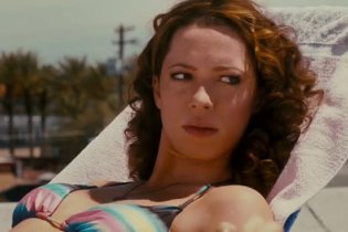 Trailer 2 - Lay the Favorite