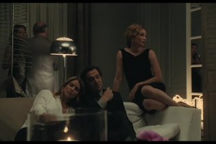 Clip Esclusiva - Paris Manhattan