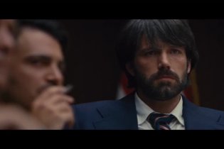 Clip 'Useremo delle biciclette' - Argo