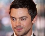 Dominic Cooper e Imogen Poots in Need for Speed