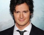 Benjamin Walker star per The Missionary