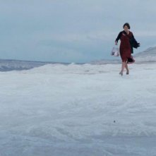 Aspettando il mare: la protagonista Anastasia Mikulchina in una scena del film