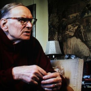 Giuseppe Tornatore - Ogni film un'opera prima: il maestro Ennio Morricone in una scena del documentario
