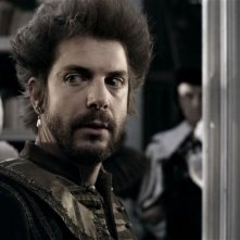 Goltzius and the Pelican Company: Ramsey Nasr è Hendrik Goltzius in una scena del film in costume di Peter Greenaway