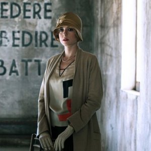 L'isola dell'angelo caduto: Sara Sartini in una scena del film