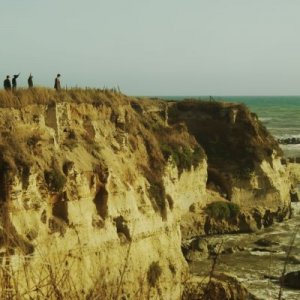 L'isola dell'angelo caduto: una scena del film ambientato in una prigione durante l'ascesa di Mussolini