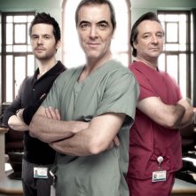Monroe: James Nesbitt, Neil Pearson e Tom Riley in una foto promozionale della stagione 2