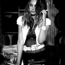 Razzabastarda: Madalina Ghenea in una scena