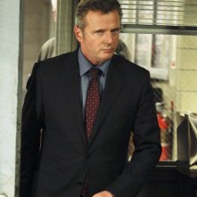 Aidan Quinn in una scena dell'episodio Child Predator della prima stagione di Elementary